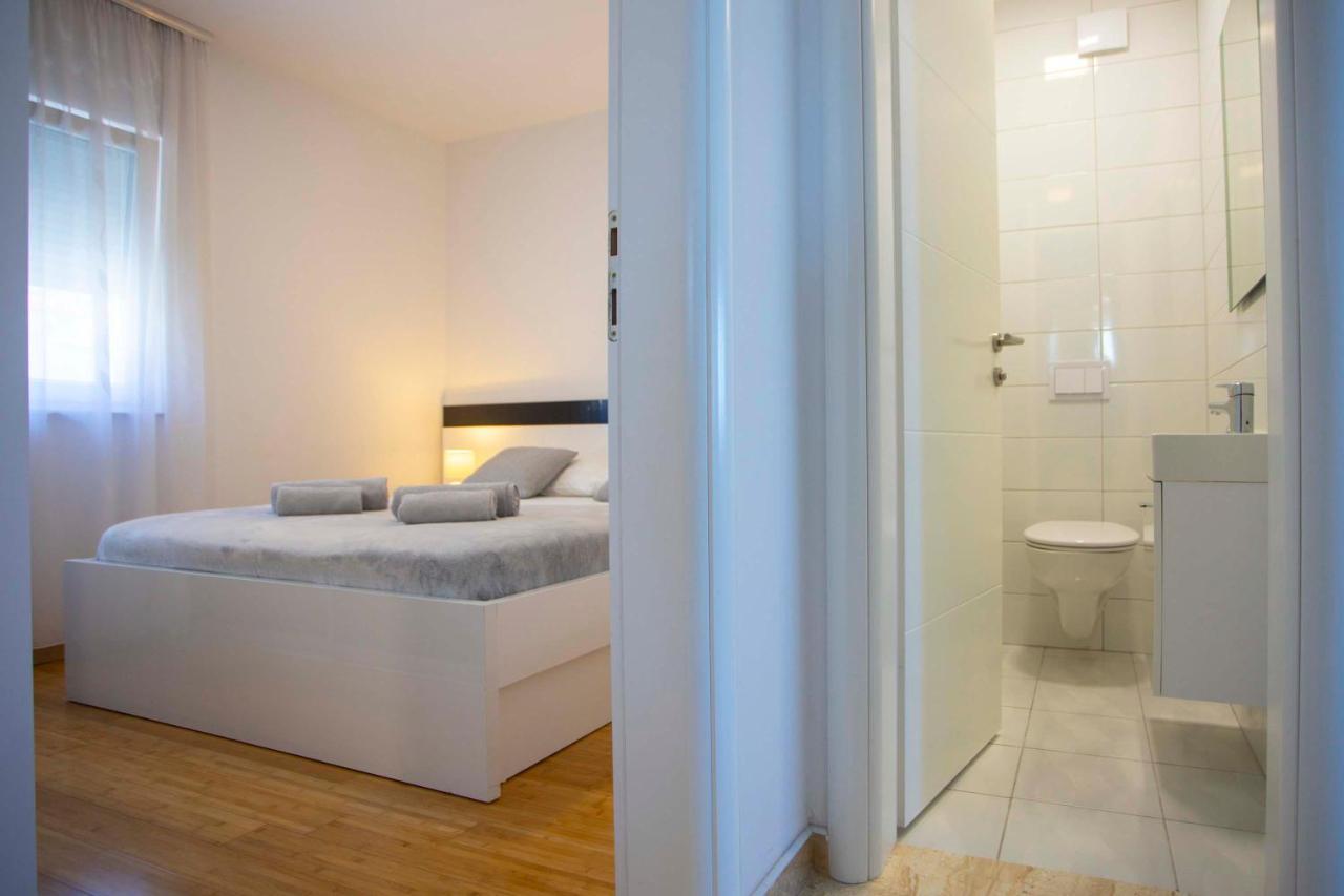 Apartment Lauc Makarska Bagian luar foto