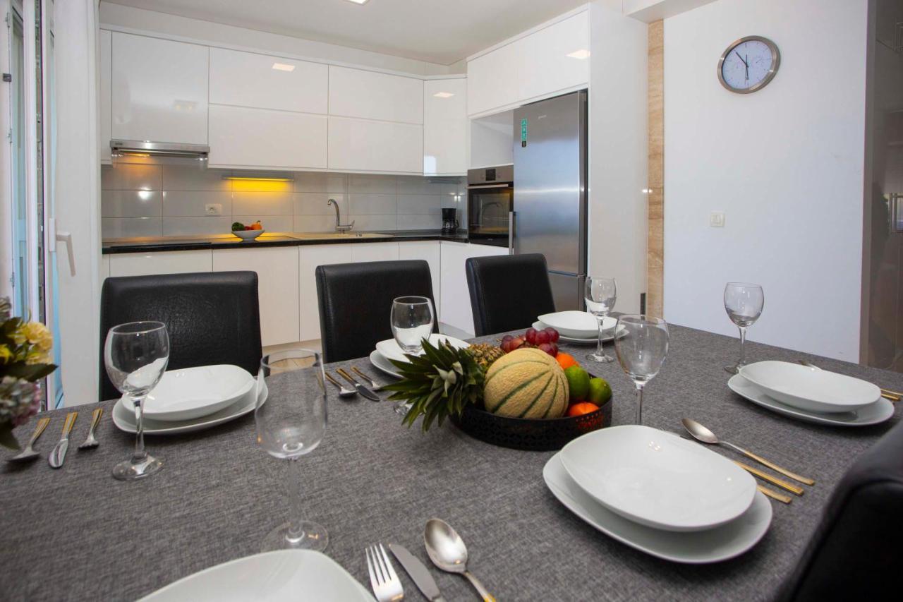 Apartment Lauc Makarska Bagian luar foto