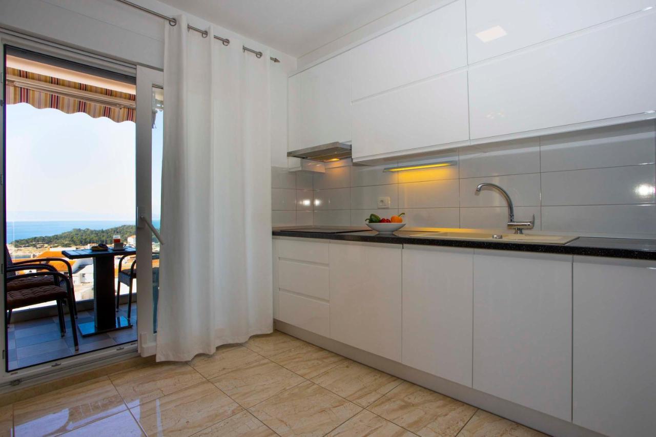 Apartment Lauc Makarska Bagian luar foto